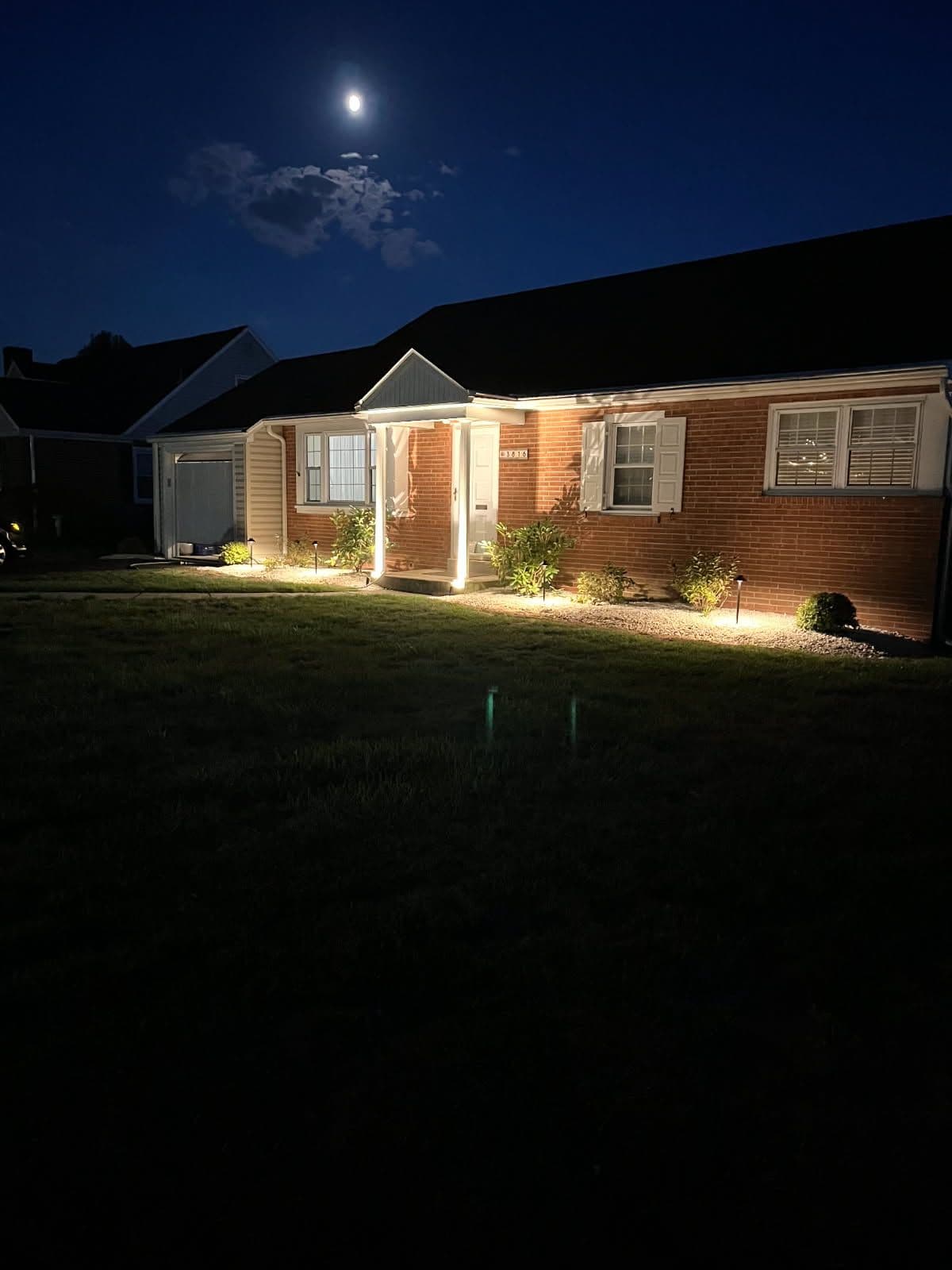 Gallery photos for Transform Your Home with Radiant Landscape Lighting: Image #1