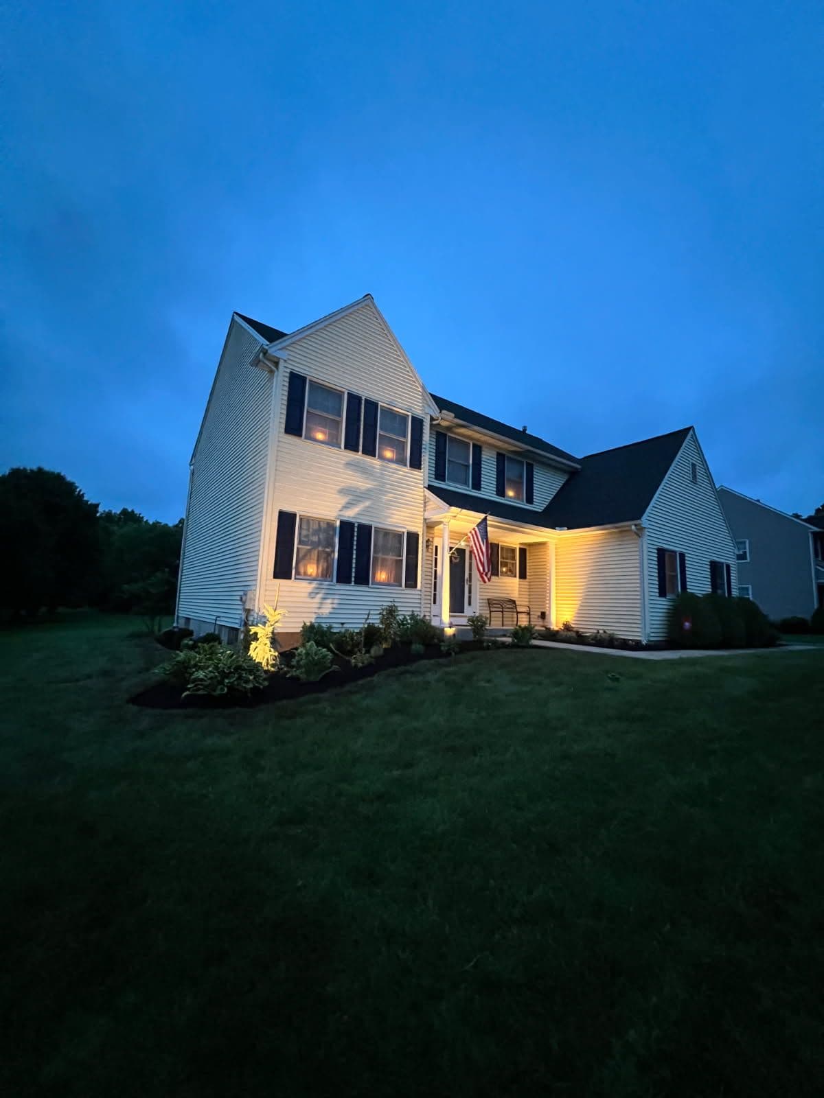 Gallery photos for Transform Your Yard with Stunning Night Lighting: Image #3